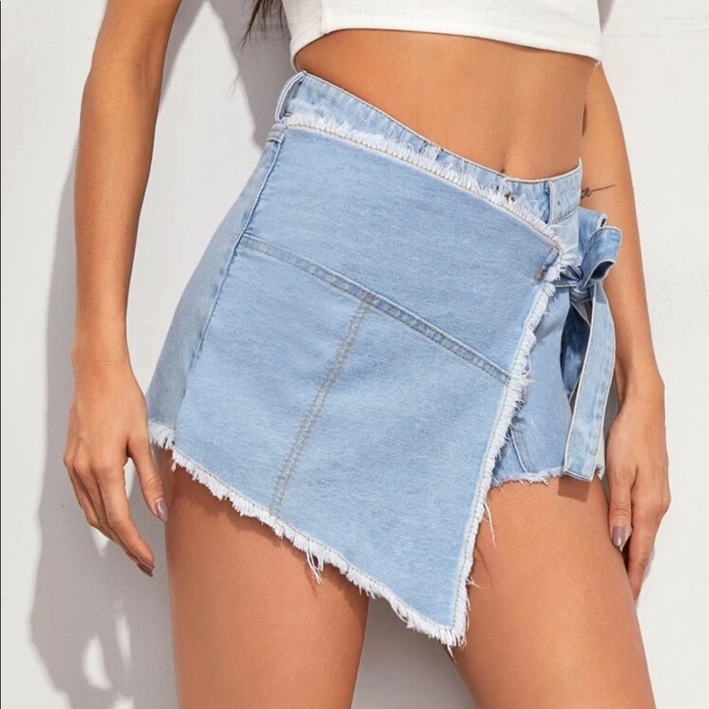 Trendy clothes for sale